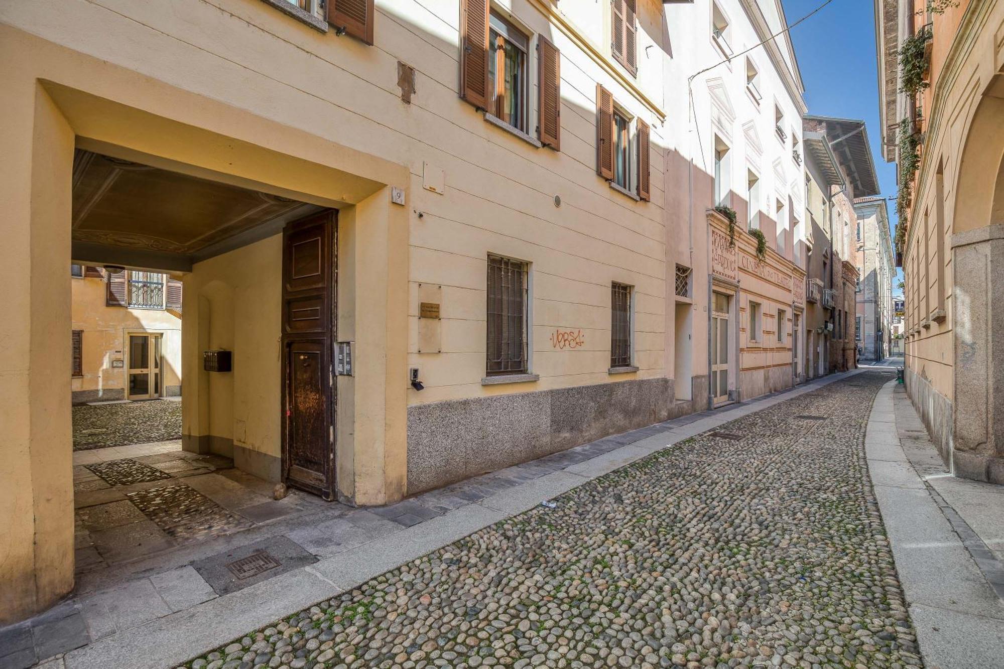 Angolo Di Corso Cavour - Ultimo Piano Centrale E Luminoso Pavia Dış mekan fotoğraf